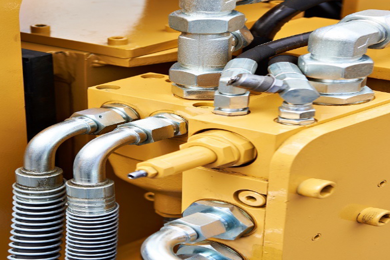 Hydraulic and industrial hose assemblies with fittings and fluid transfer components for offshore and industrial operations
