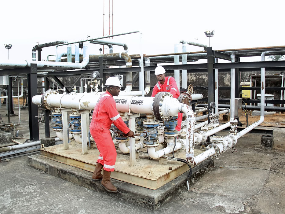 Pressure control equipment inspection and BOP repair services for drilling and well control operations