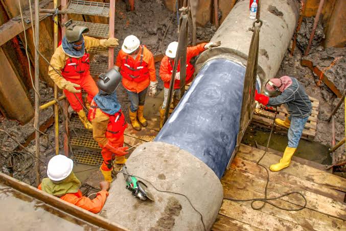 Real-time pipeline monitoring and leak detection control system for oil and gas infrastructure